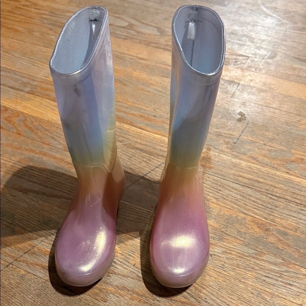 Kids Rain Boots. Size 13. $ 15